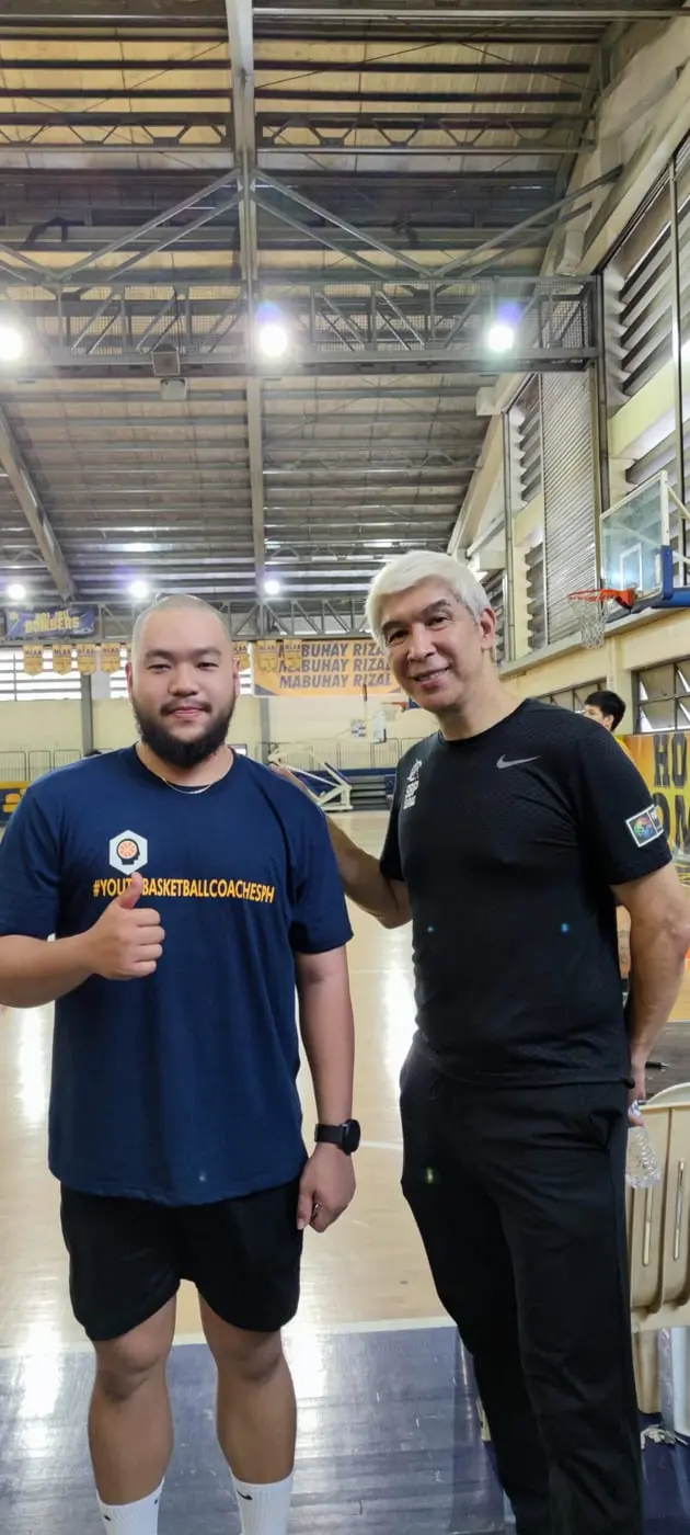Coach Tin cùng Coach Jong Uichico